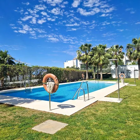 Апартаменти Garden Level - 300 M To Cabopino Golf Марбелья