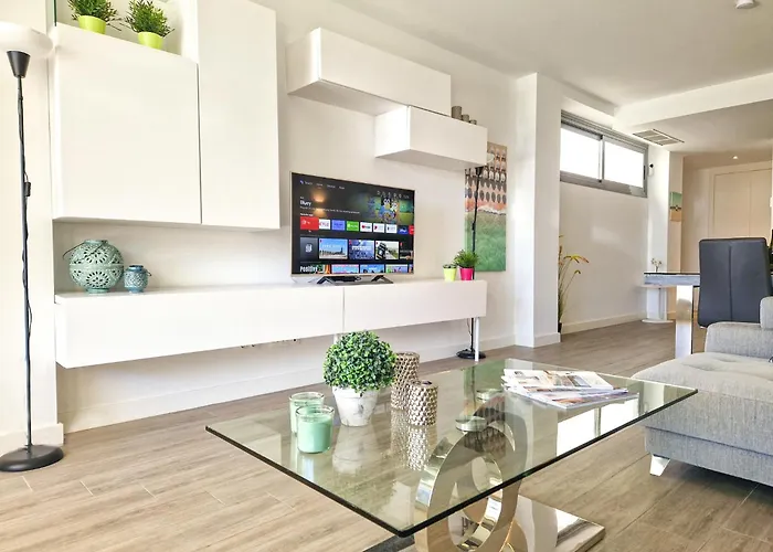 Garden Level - 300 M To Cabopino Golf Apartment Marbella