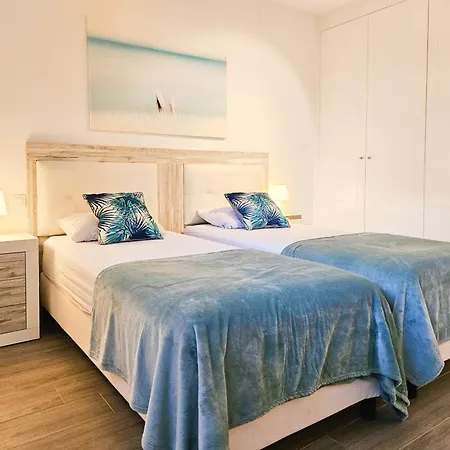 Апартаменти Garden Level - 300 M To Cabopino Golf *