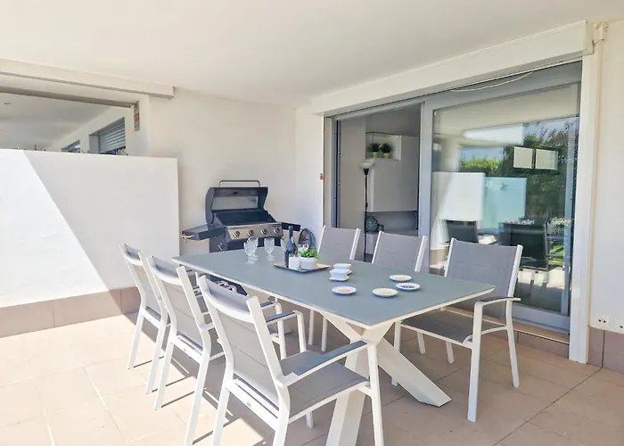 Garden Level - 300 M To Cabopino Golf