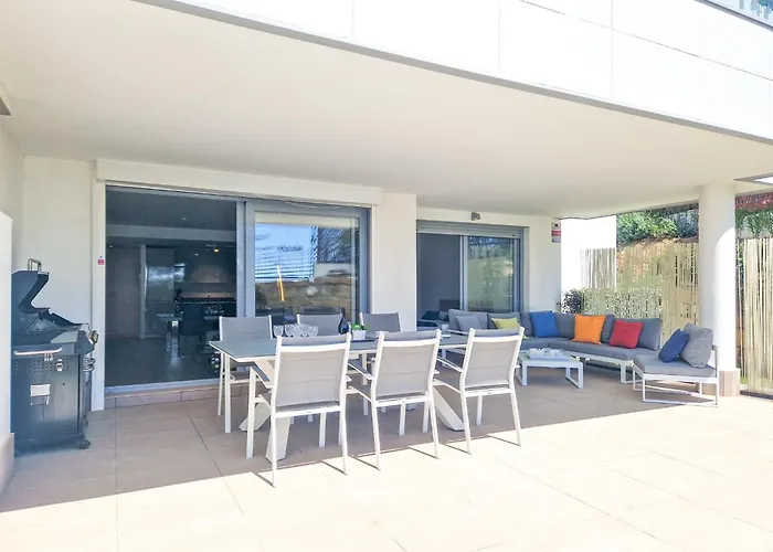 Garden Level - 300 M To Cabopino Golf Марбелья