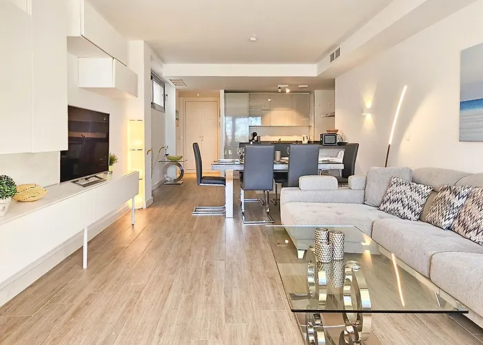 Garden Level - 300 M To Cabopino Golf *